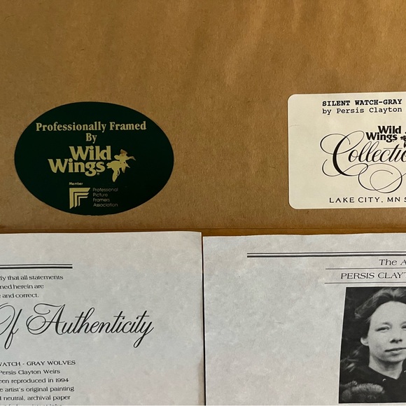 “Silent Watch Grey Wolves” by Persis Clayton Weirs Authentication attached. - Picture 10 of 15